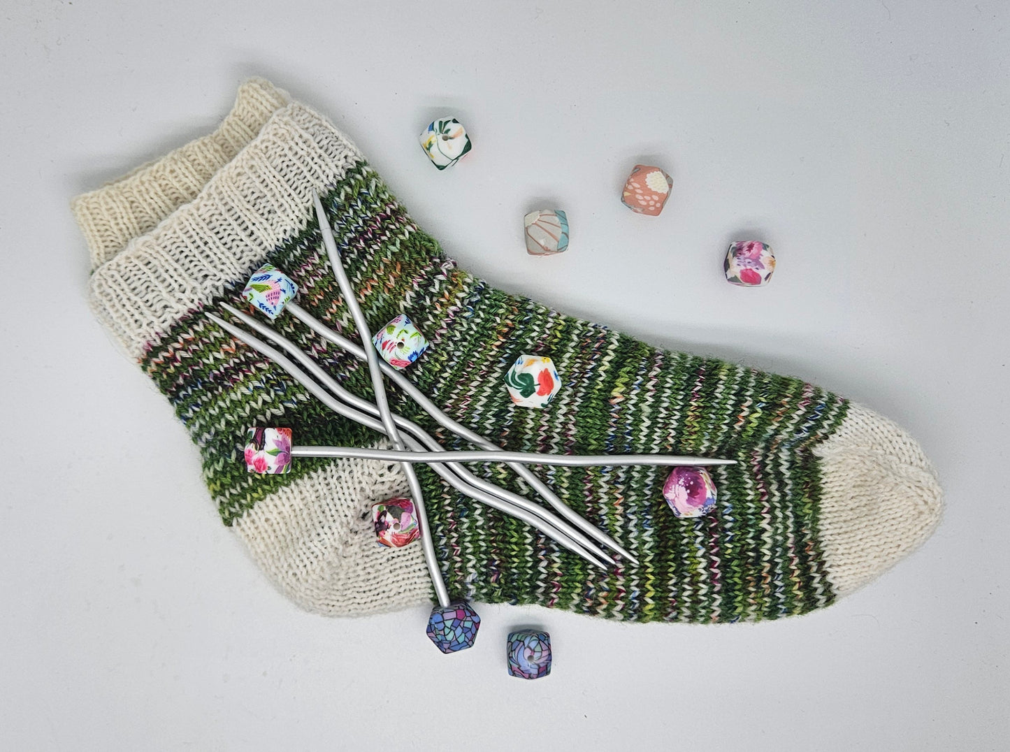 Maschenstopper 2er-Set bunte Würfel(Farben variabel - aber immer als Pärchen)