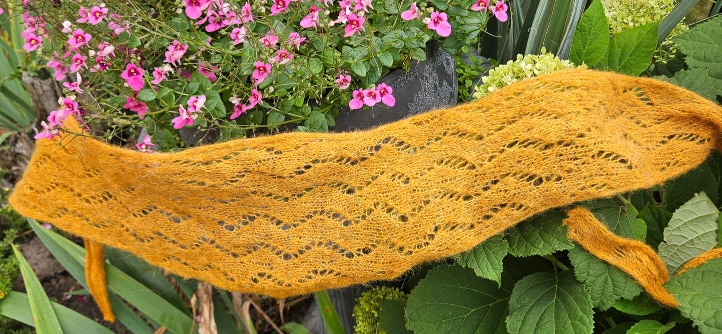 "Podel Scarf"