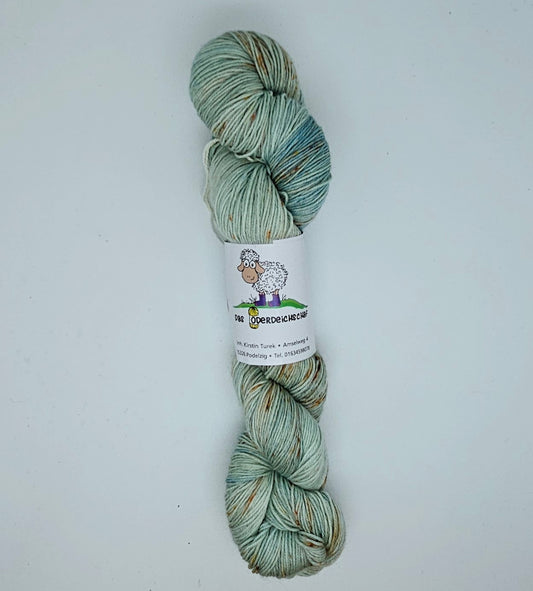 Salbeitee mit Schuss