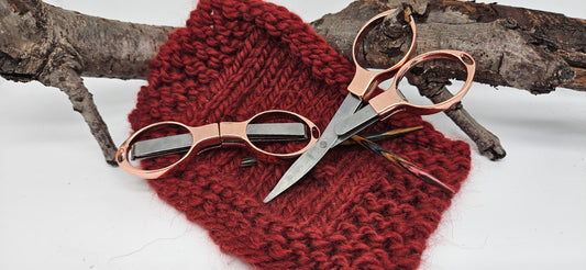 faltbare Schere kupferfarbend