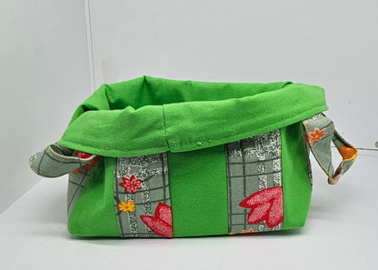 Projekttasche mit Laschen  -  grün